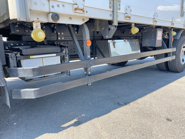 三菱ふそうキャンターアルミウイング小型（2t・3t）[写真20]