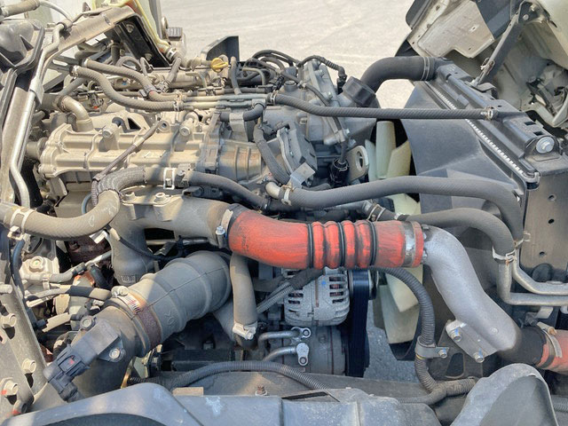 三菱ふそうキャンターアルミウイング小型（2t・3t）[写真28]