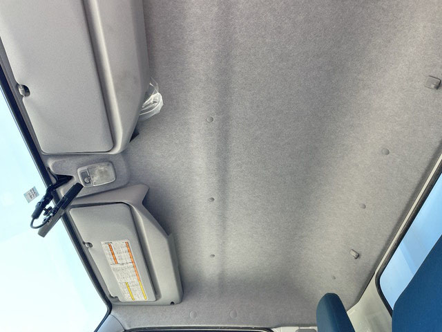 三菱ふそうキャンターアルミウイング小型（2t・3t）[写真34]
