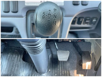 三菱ふそうキャンターアルミウイング小型（2t・3t）[写真39]