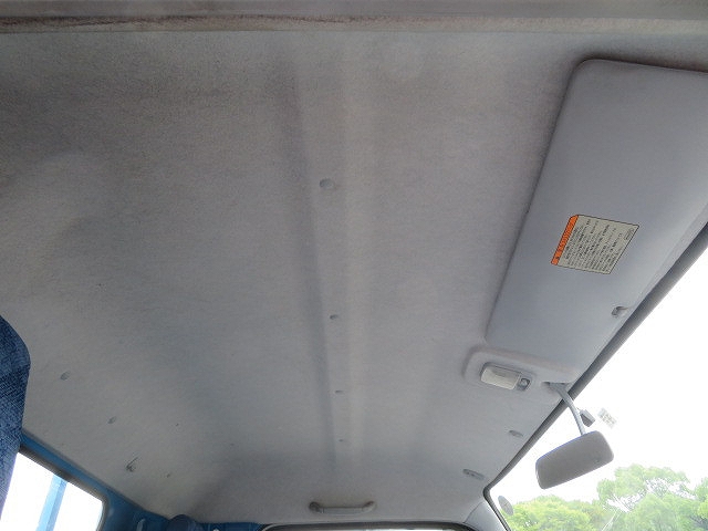 三菱ふそうキャンターアルミブロック小型（2t・3t）[写真17]