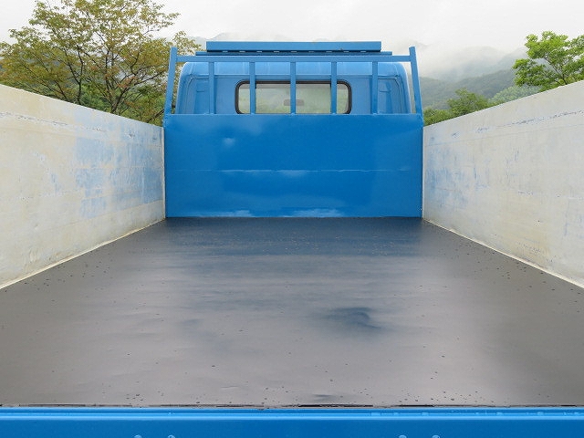 三菱ふそうキャンターアルミブロック小型（2t・3t）[写真18]