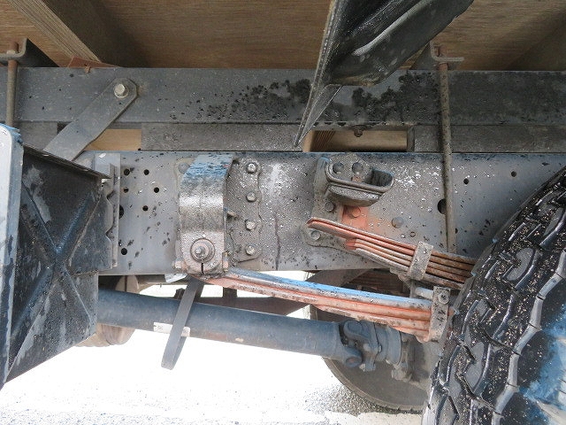 三菱ふそうキャンターアルミブロック小型（2t・3t）[写真38]