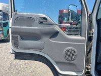 いすゞエルフアルミバン小型（2t・3t）[写真29]