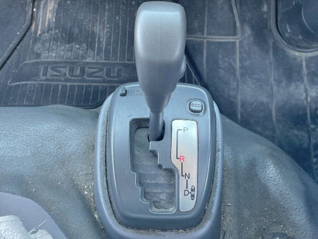 いすゞエルフアルミバン小型（2t・3t）[写真37]