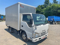 いすゞエルフアルミバン小型（2t・3t）[写真03]