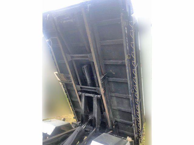 三菱ふそうキャンターローダーダンプ小型（2t・3t）[写真15]