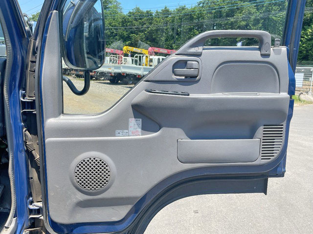 マツダタイタンクレーン4段小型（2t・3t）[写真32]