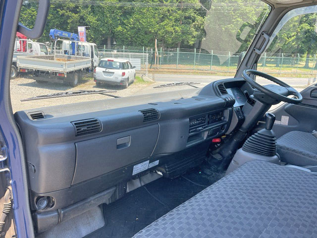 マツダタイタンクレーン4段小型（2t・3t）[写真33]