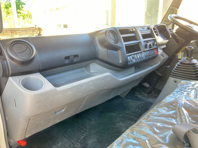 日野デュトロセーフティローダー小型（2t・3t）[写真31]