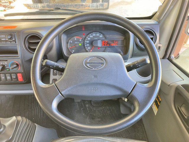 日野デュトロセーフティローダー小型（2t・3t）[写真36]