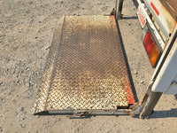 いすゞエルフ平ボディ小型（2t・3t）[写真14]