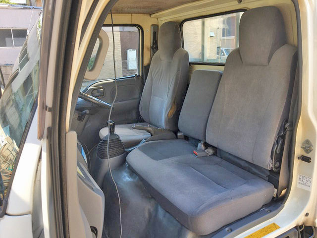 いすゞエルフ平ボディ小型（2t・3t）[写真29]