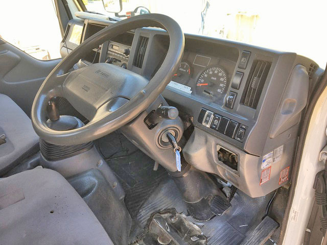 いすゞエルフ平ボディ小型（2t・3t）[写真32]