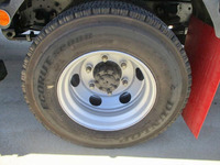 いすゞエルフセルフクレーン4段小型（2t・3t）[写真13]