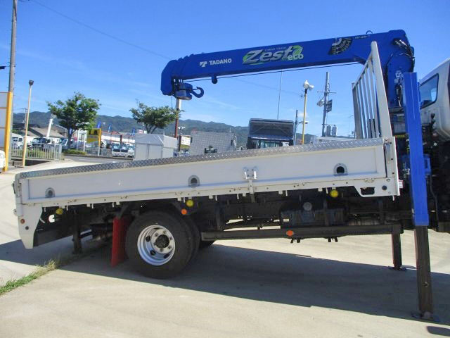 いすゞエルフセルフクレーン4段小型（2t・3t）[写真15]