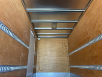 いすゞエルフアルミバン小型（2t・3t）[写真12]