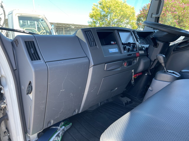 いすゞエルフアルミバン小型（2t・3t）[写真27]