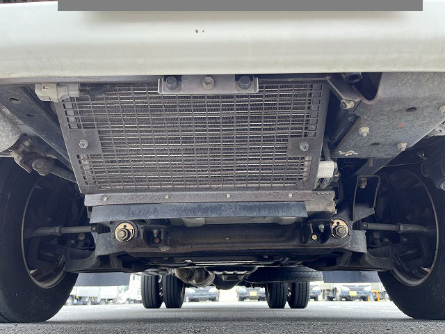 三菱ふそうキャンターアルミバン小型（2t・3t）[写真16]