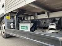 三菱ふそうキャンターアルミバン小型（2t・3t）[写真17]