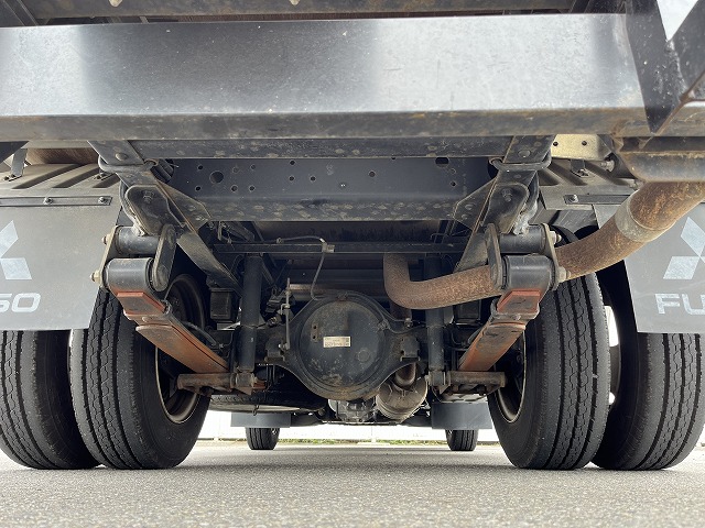 三菱ふそうキャンターアルミバン小型（2t・3t）[写真20]