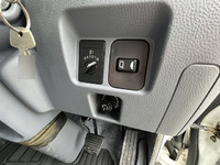 三菱ふそうキャンターアルミバン小型（2t・3t）[写真26]