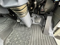 三菱ふそうキャンターアルミバン小型（2t・3t）[写真30]