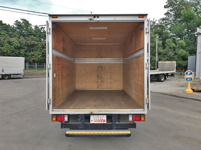 いすゞエルフアルミバン小型（2t・3t）[写真10]