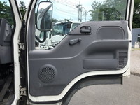 いすゞエルフアルミバン小型（2t・3t）[写真23]