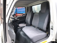 いすゞエルフアルミバン小型（2t・3t）[写真24]