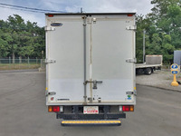 いすゞエルフアルミバン小型（2t・3t）[写真09]