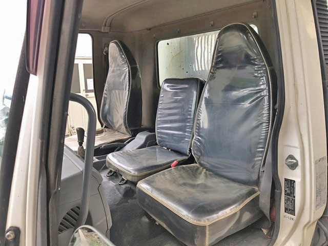 三菱ふそうファイターダンプ中型（4t）[写真26]