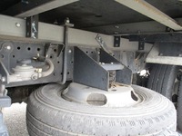 いすゞエルフ冷凍車（冷蔵車）小型（2t・3t）[写真16]