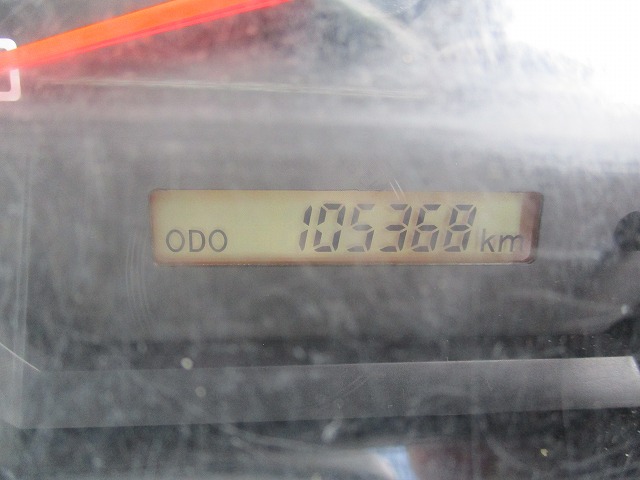 いすゞエルフ冷凍車（冷蔵車）小型（2t・3t）[写真08]