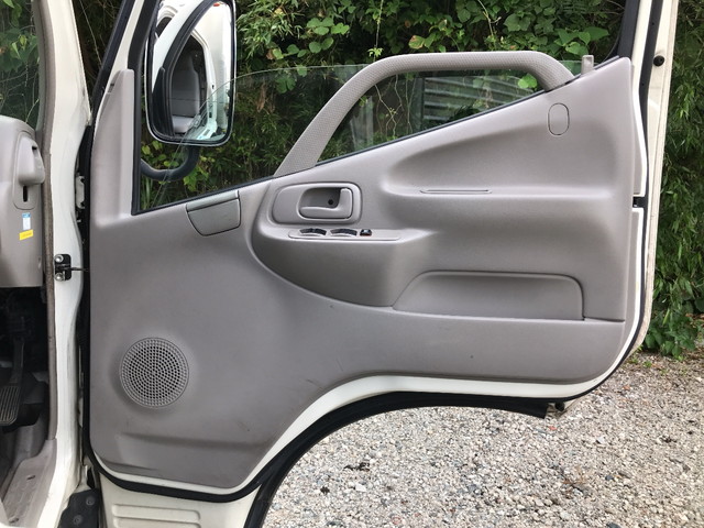 トヨタダイナアルミバン小型（2t・3t）[写真28]