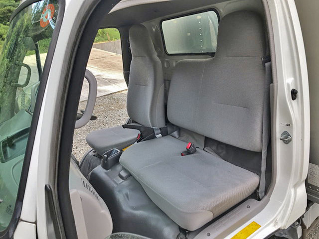 トヨタダイナアルミバン小型（2t・3t）[写真29]