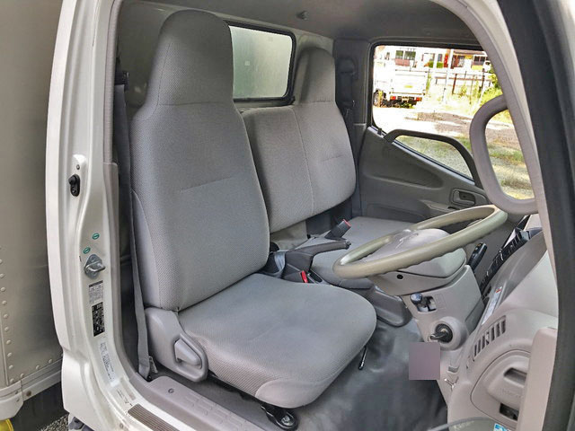 トヨタダイナアルミバン小型（2t・3t）[写真30]