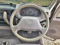 トヨタダイナアルミバン小型（2t・3t）[写真34]