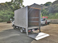 トヨタダイナアルミバン小型（2t・3t）[写真06]