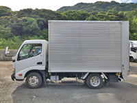 トヨタダイナアルミバン小型（2t・3t）[写真07]