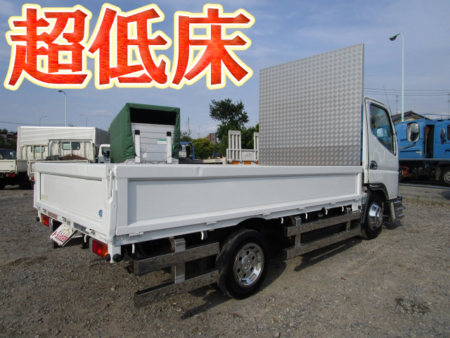 三菱ふそうキャンターガッツ平ボディ小型（2t・3t）[写真02]