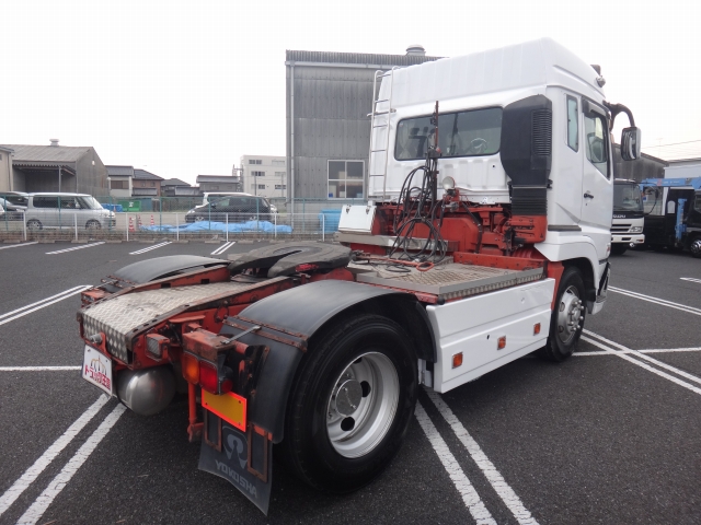 三菱ふそうスーパーグレートトレーラーヘッド（トラクターヘッド）大型（10t）[写真02]