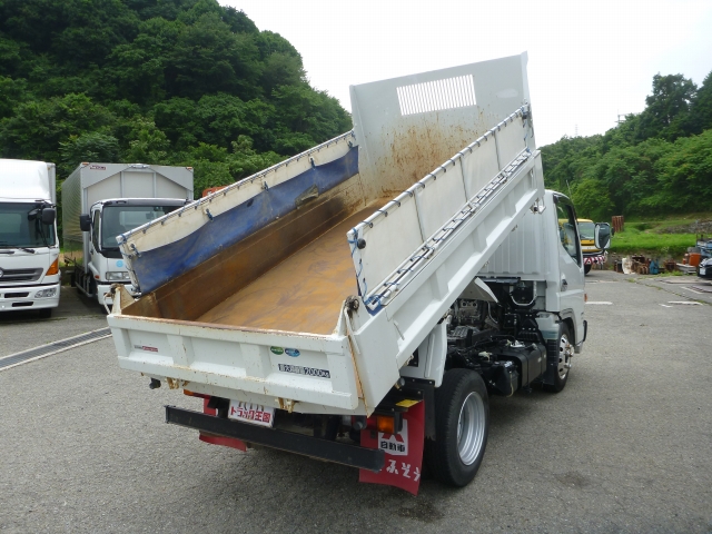 三菱ふそうキャンターダンプ小型（2t・3t）[写真02]
