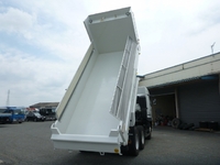 三菱ふそうスーパーグレートダンプ大型（10t）[写真02]