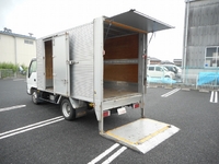 いすゞエルフアルミバン小型（2t・3t）[写真02]