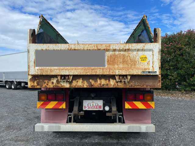 いすゞギガダンプ大型（10t）[写真10]