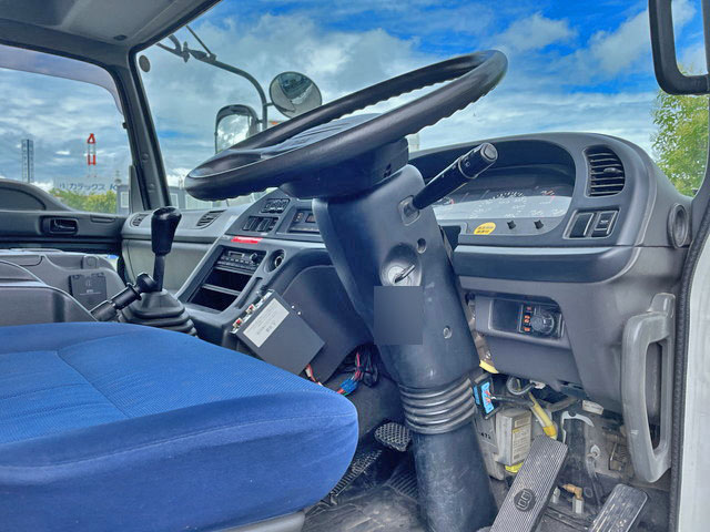 いすゞギガダンプ大型（10t）[写真31]