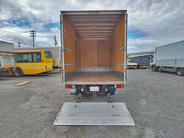 日野デュトロアルミバン小型（2t・3t）[写真10]