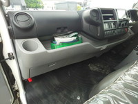 日野デュトロアルミバン小型（2t・3t）[写真30]