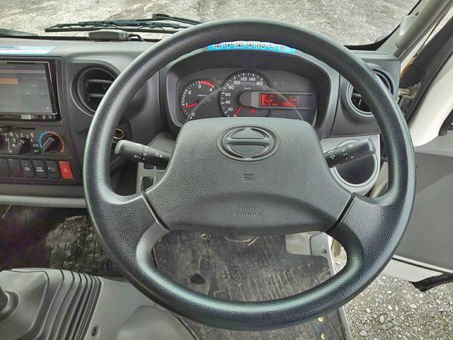 日野デュトロアルミバン小型（2t・3t）[写真33]